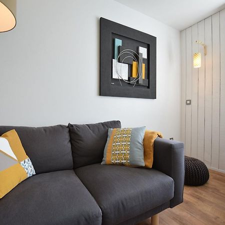 Modern Holiday Home In Bastogne With Fenced Garden 외부 사진