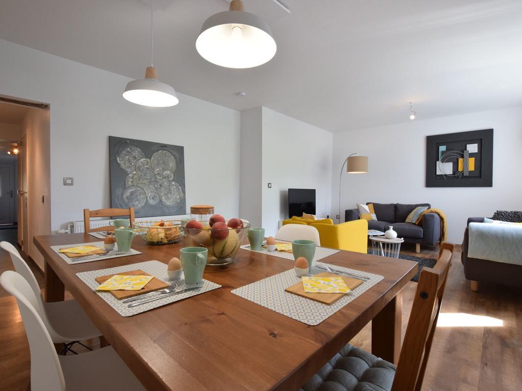 Modern Holiday Home In Bastogne With Fenced Garden 외부 사진