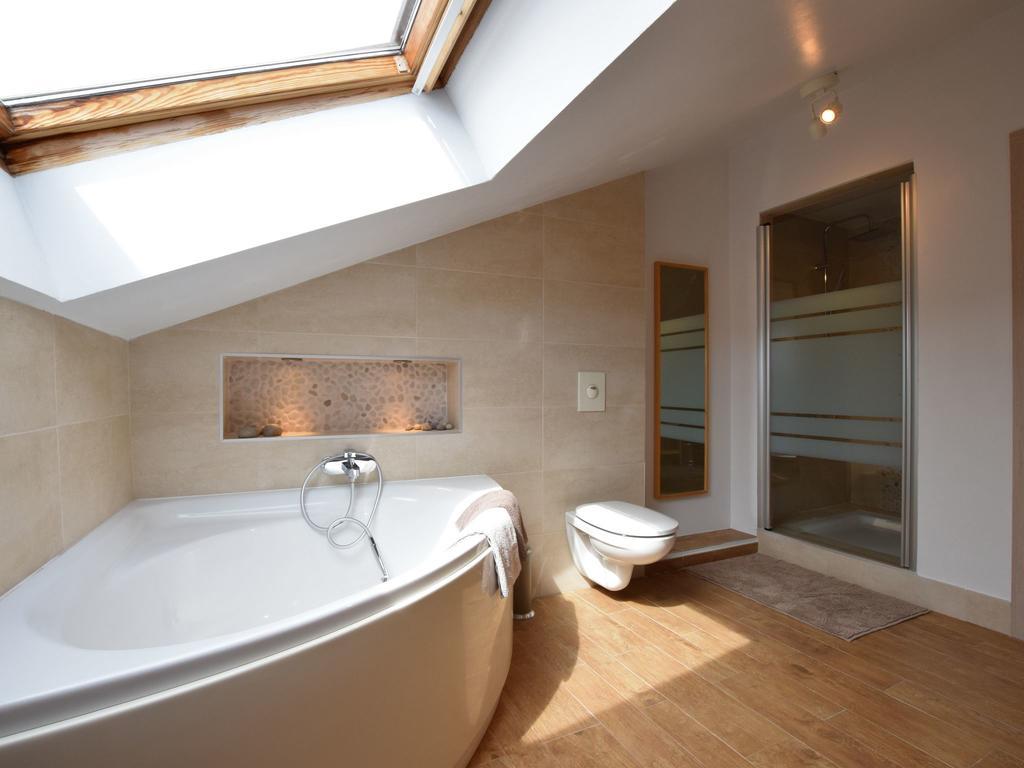 Modern Holiday Home In Bastogne With Fenced Garden 외부 사진